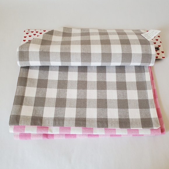 Reversible Table Runner - Picture 4 of 4